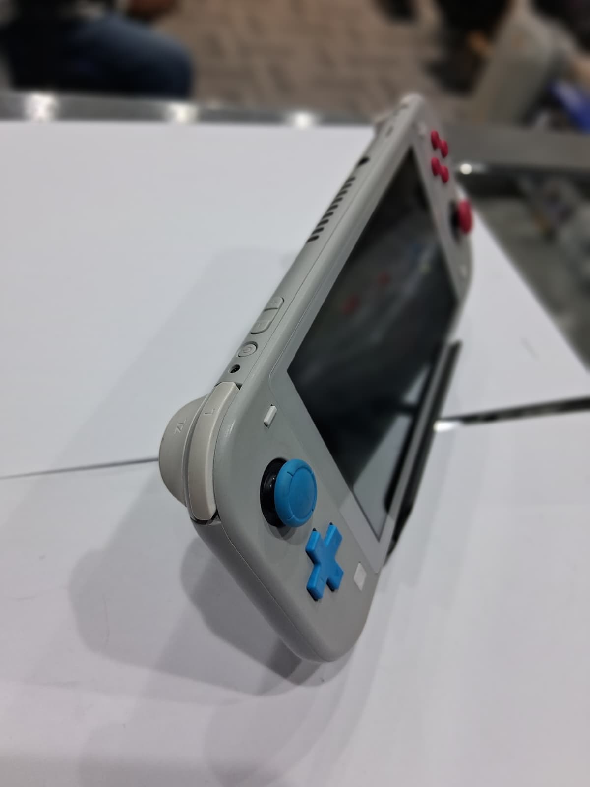 Nintendo Switch Lite - Pokemon (Used) - Image 2