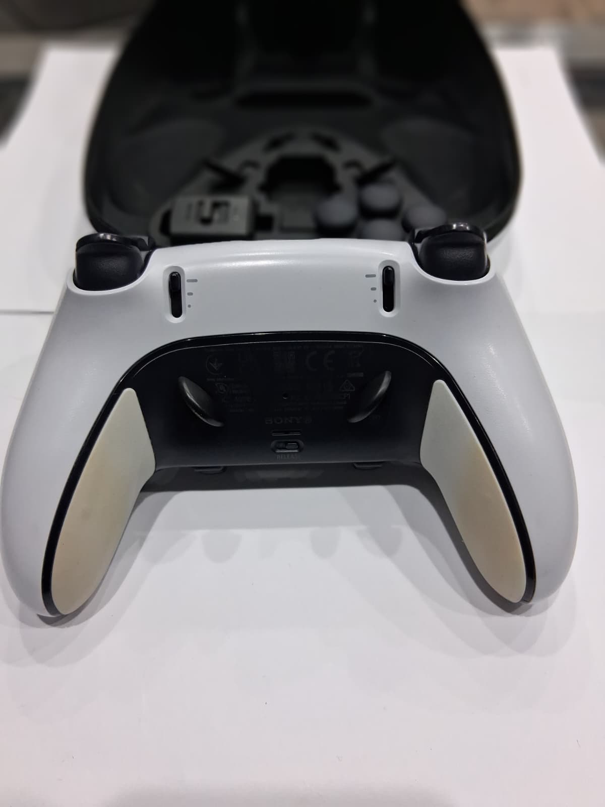 DualSense Edge® Wireless Controller - White (Used) - Image 2
