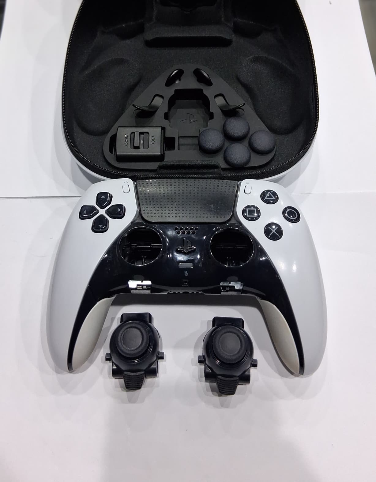 DualSense Edge® Wireless Controller - White (Used)